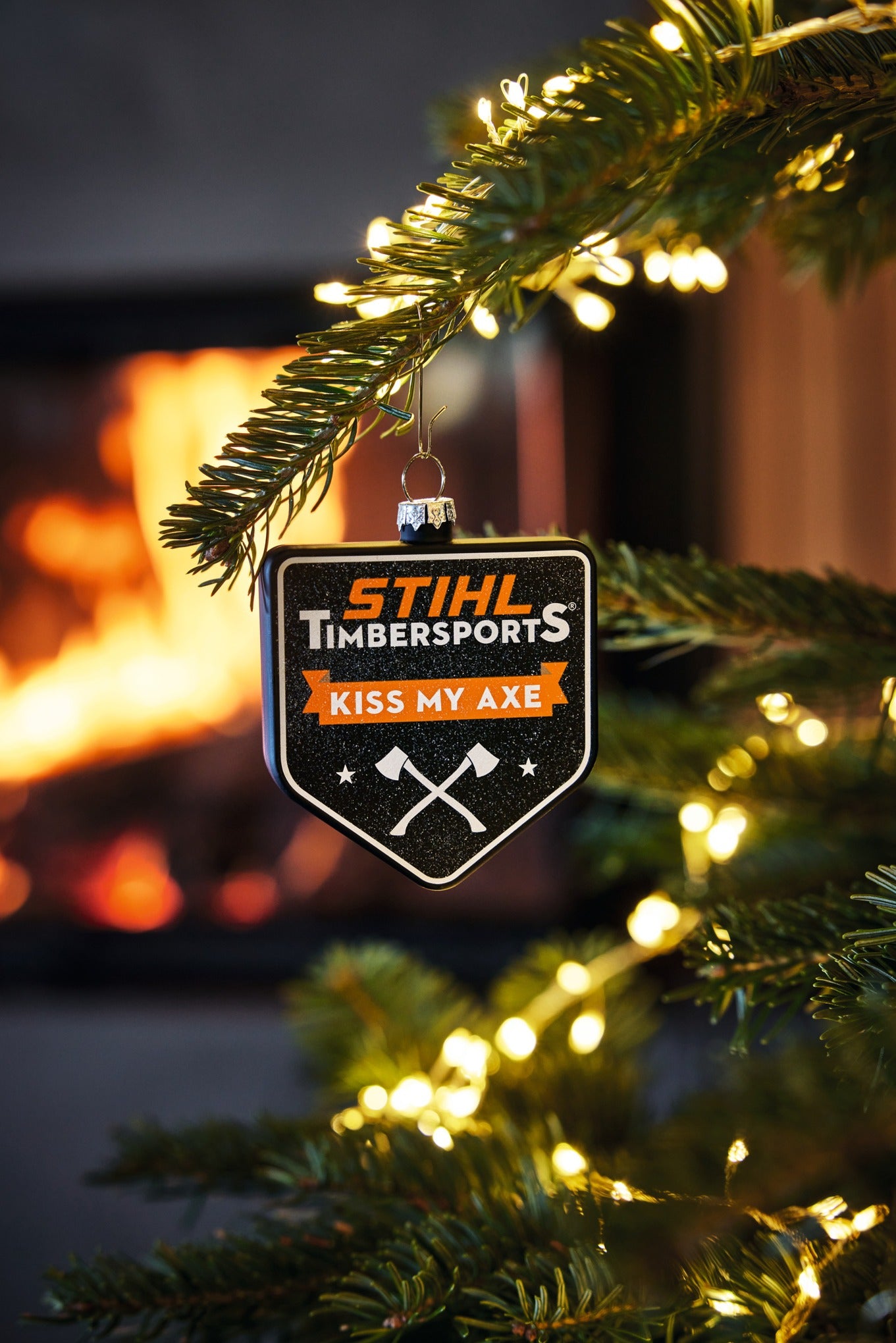 ORNEMENT POUR SAPIN KISS MY AXE