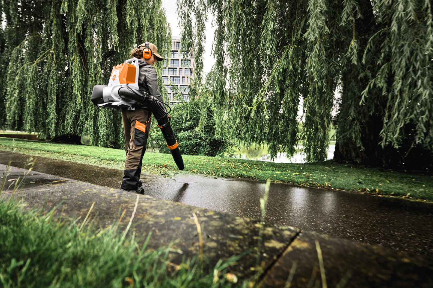 STIHL BRA200 LEAF BLOWER - AP